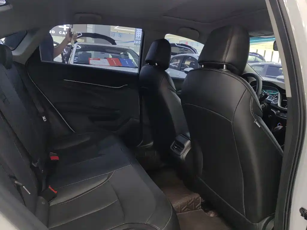 Buick Excelle — миниатюра 6