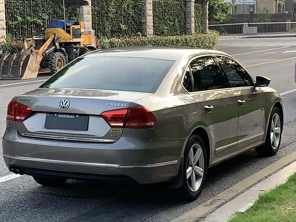 Volkswagen Passat 2014 1.8TSI DSG
