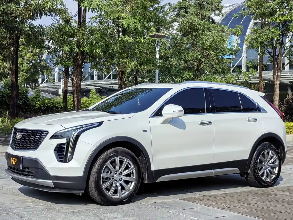 Cadillac XT4