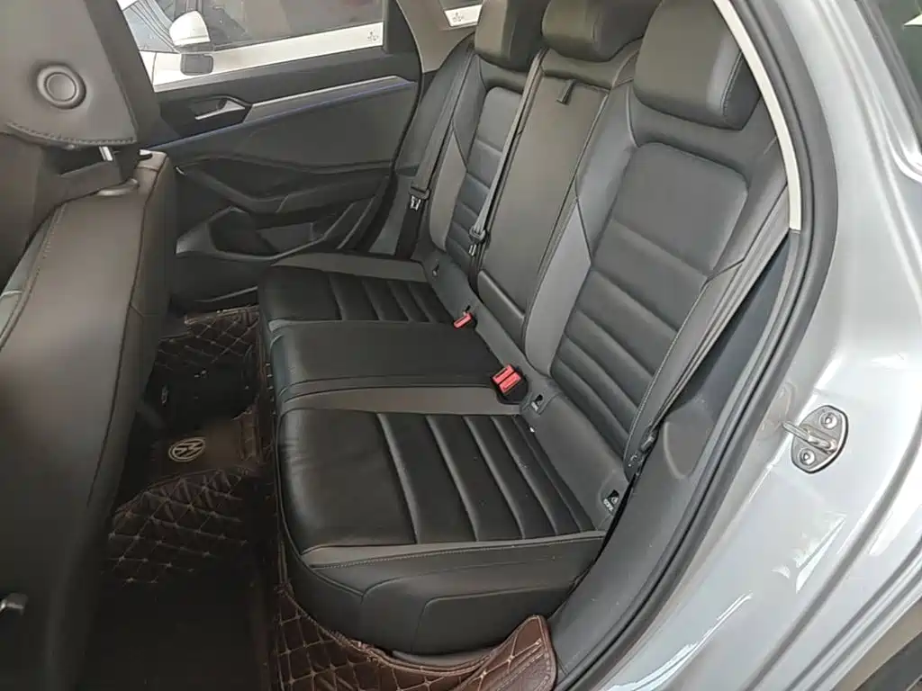 Volkswagen Sagitar — миниатюра 17