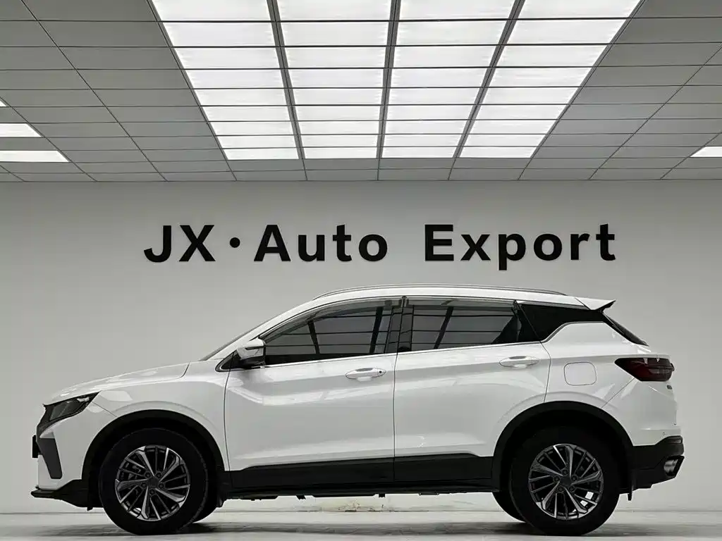Geely Binyue — миниатюра 5