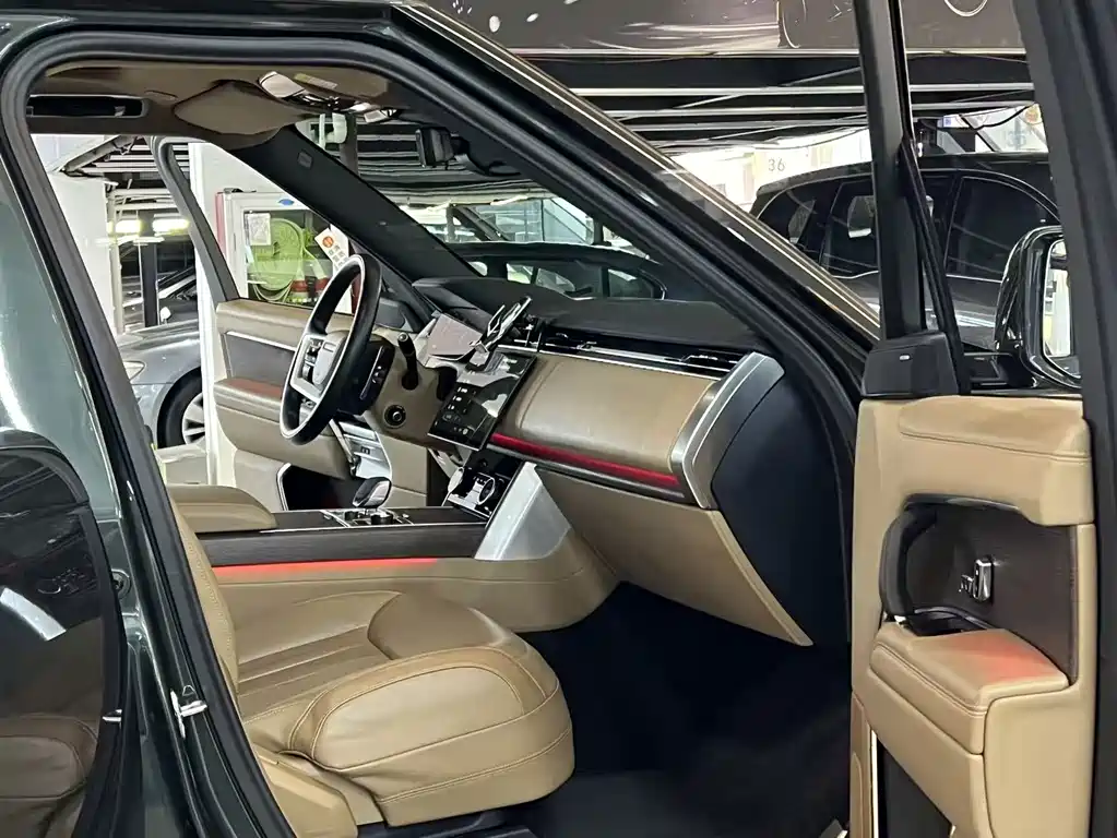 Land Rover Range Rover — миниатюра 10