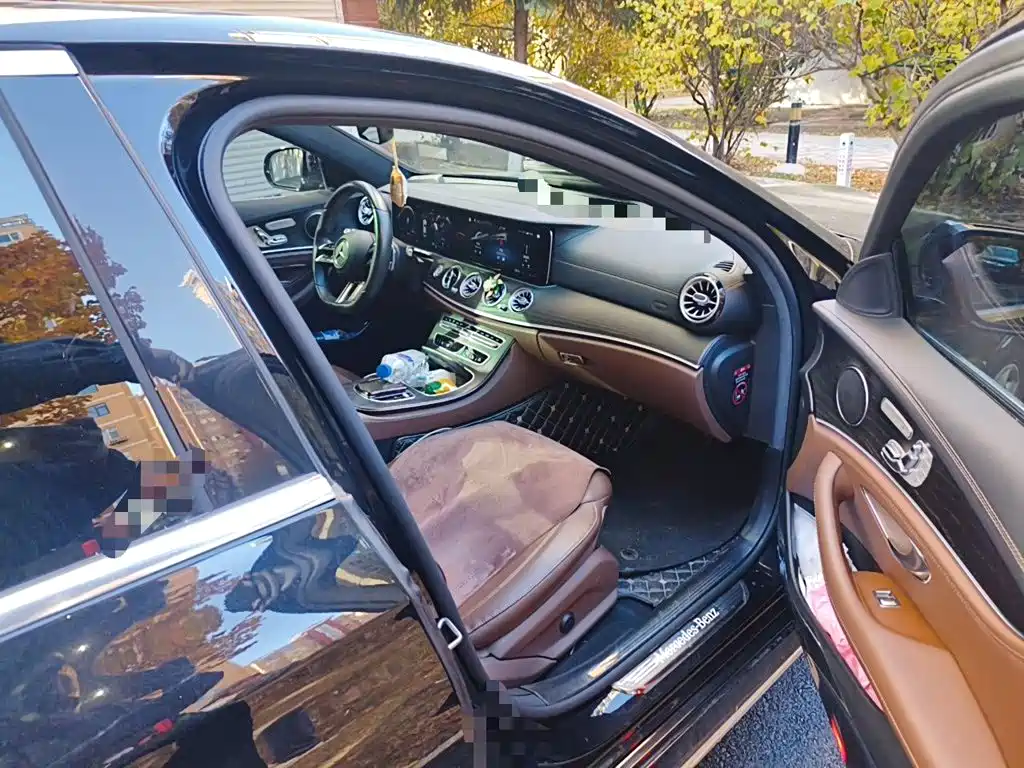 Mercedes-Benz E-Class — миниатюра 19