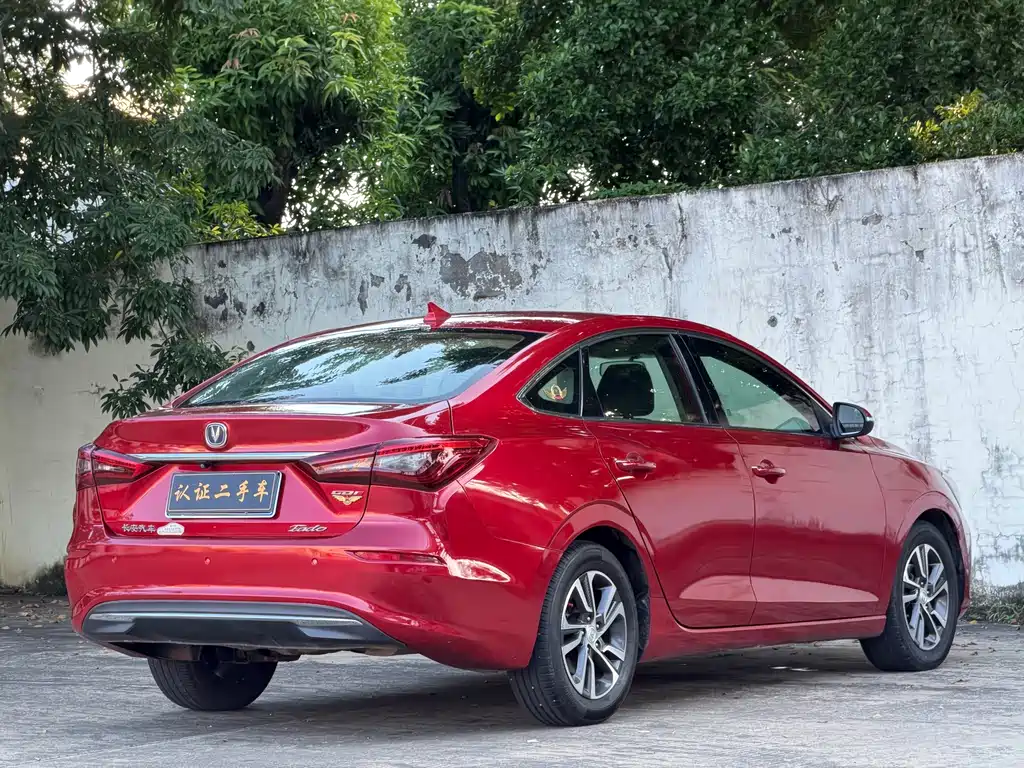 Changan Eado — миниатюра 6