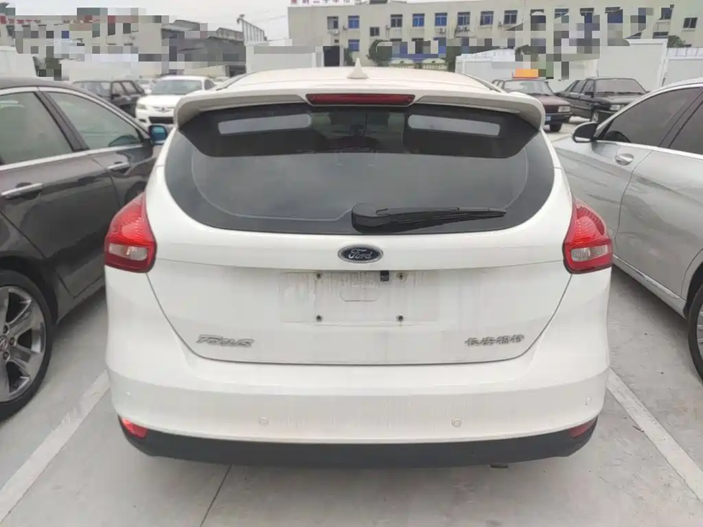 Ford Focus — миниатюра 6