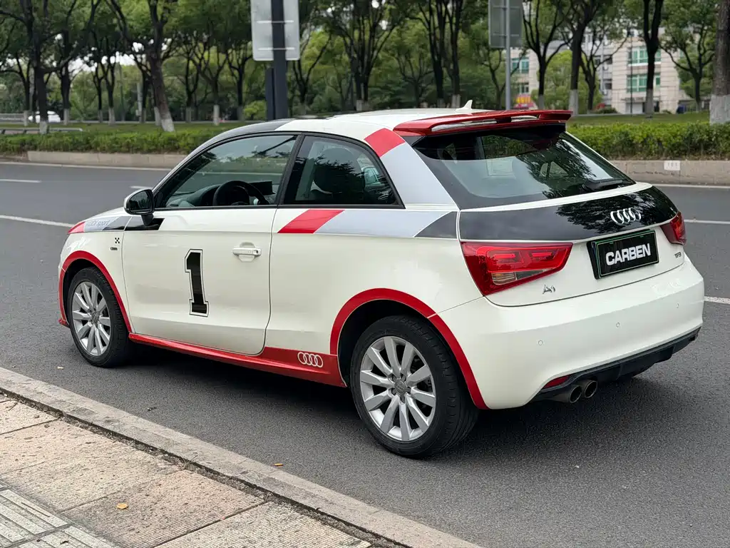 Audi A1 2013 30 TFSI Ego plus