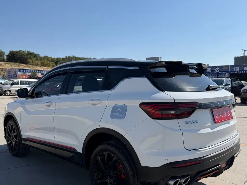Geely Binyue — миниатюра 7