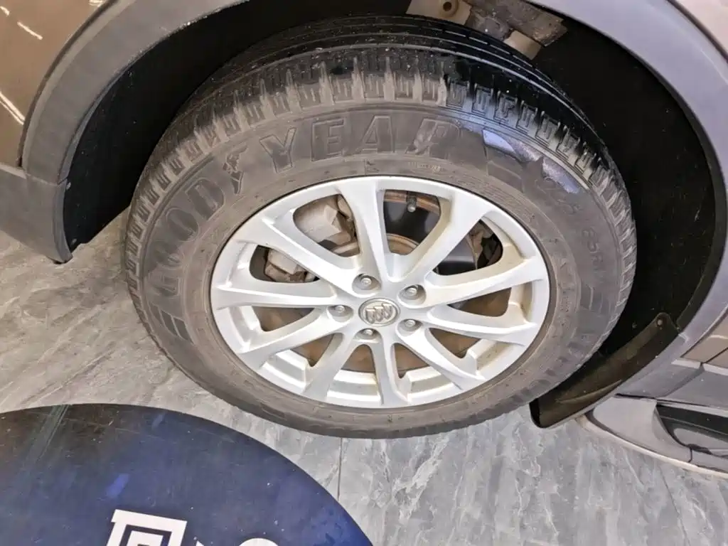 Buick Envision Plus — миниатюра 23