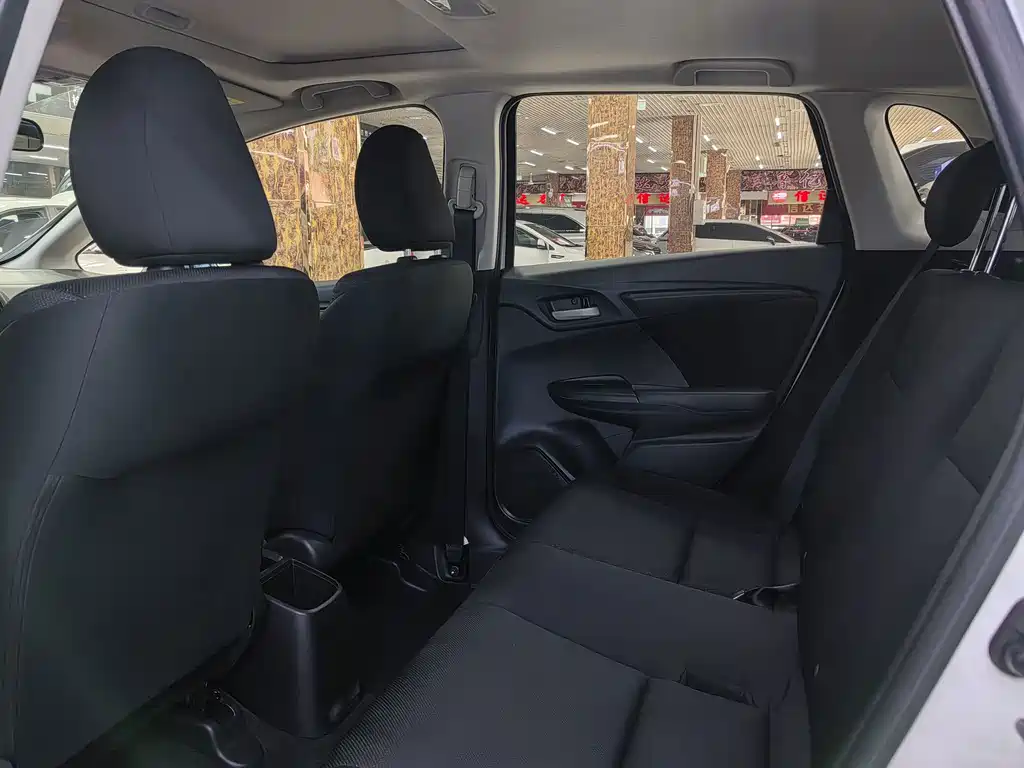 Honda Fit — миниатюра 4