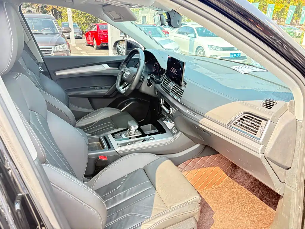 Audi Q5L — миниатюра 10