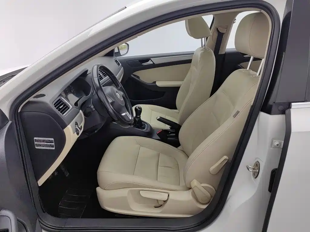 Volkswagen Sagitar — миниатюра 10