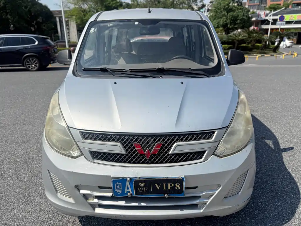 Wuling Rongguang V — миниатюра 2