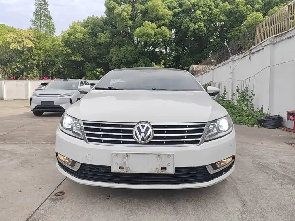 Volkswagen FAW - Passat CC CC 2016 1.8TSI Luxury