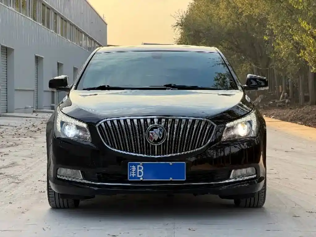 Buick LaCrosse — миниатюра 2