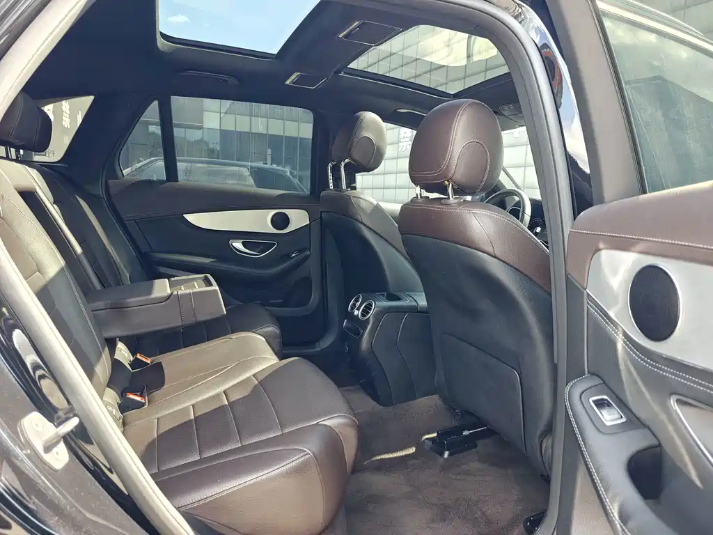 Mercedes-Benz GLC — миниатюра 8