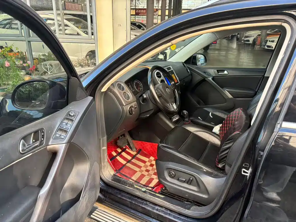 Volkswagen Tiguan — миниатюра 7