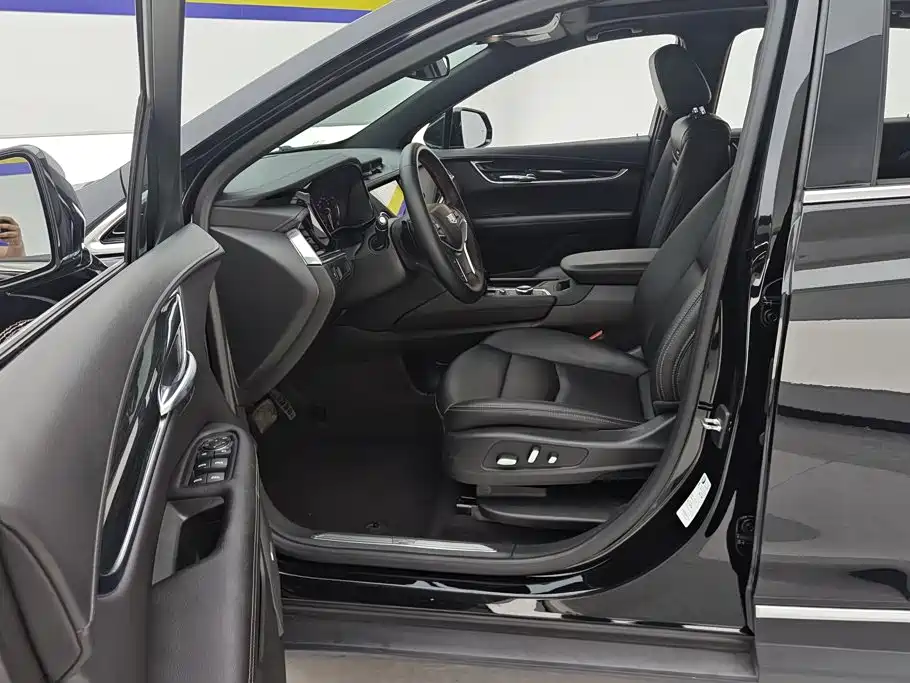 Cadillac XT5 — миниатюра 9