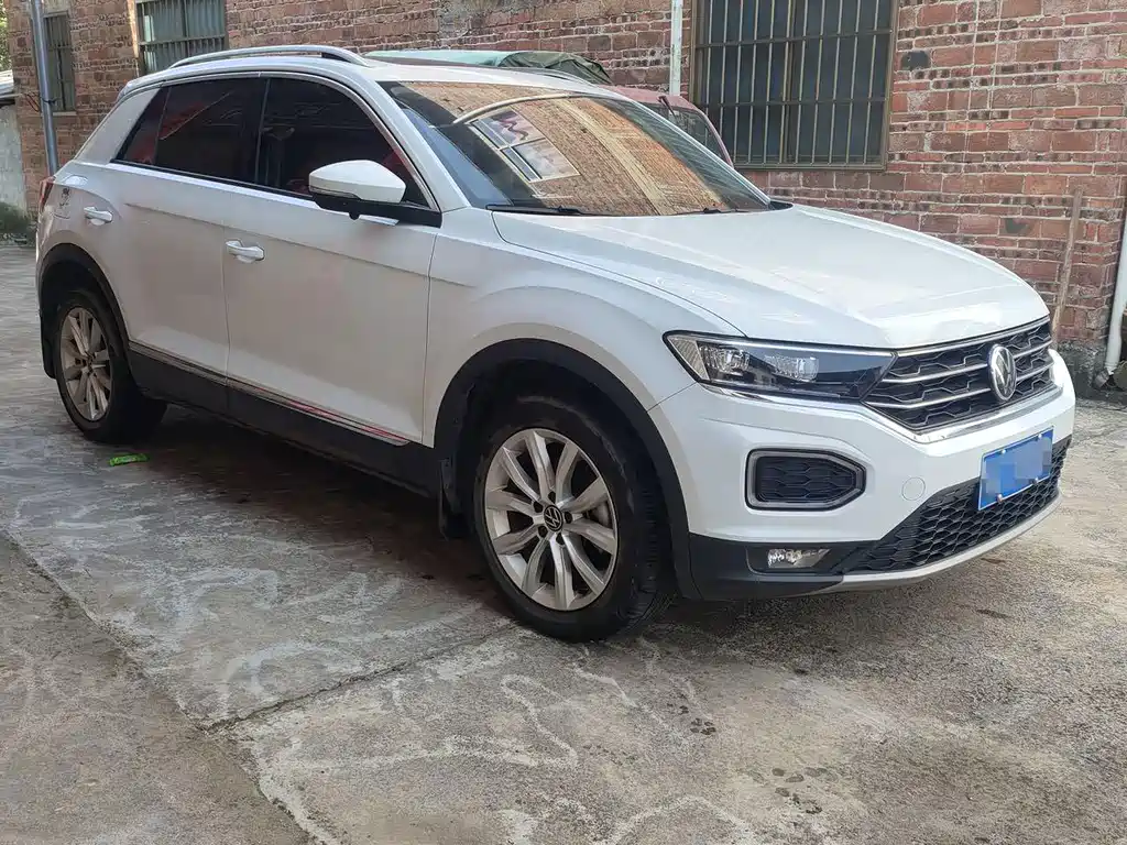 Volkswagen T-Roc — миниатюра 3
