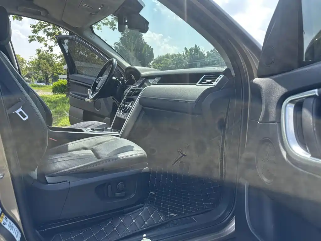 Land Rover Discovery Sport — миниатюра 6