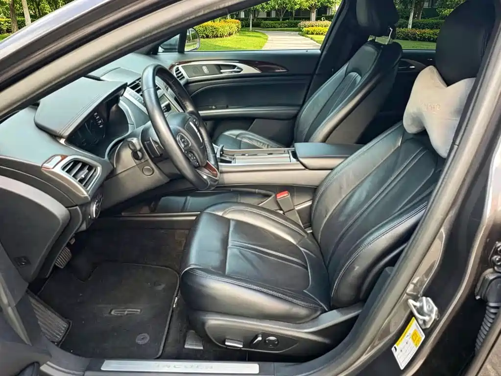Lincoln MKZ — миниатюра 4