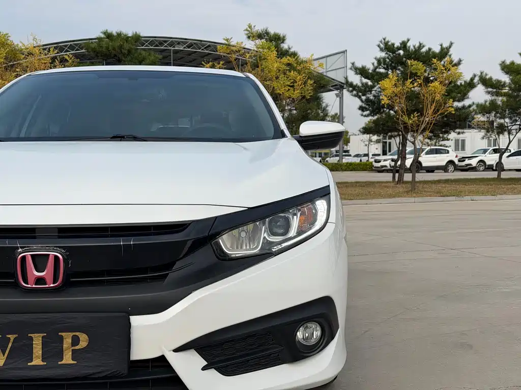 Honda Civic — миниатюра 4
