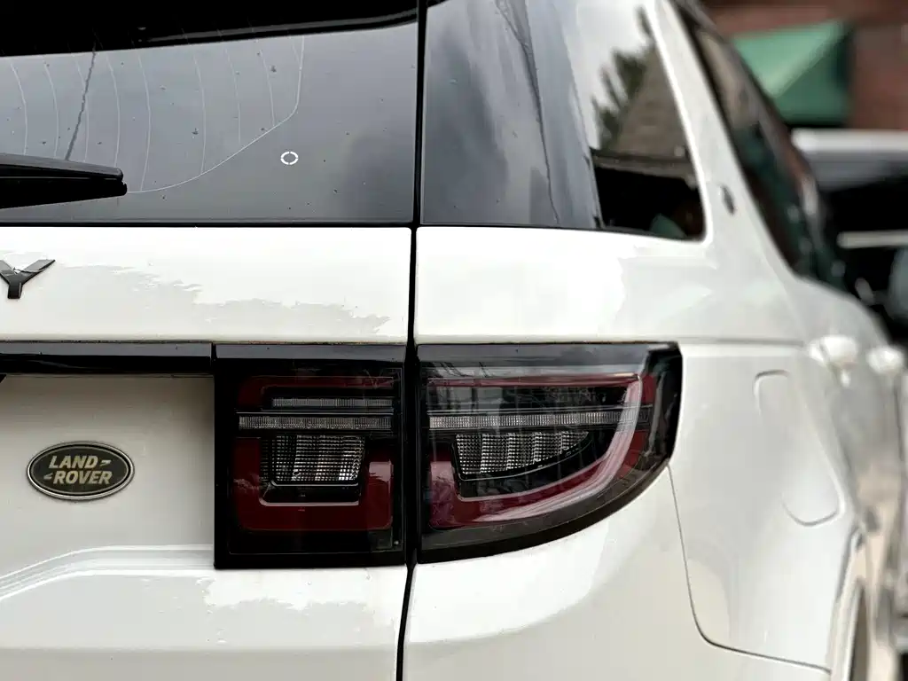 Land Rover Discovery Sport — миниатюра 27