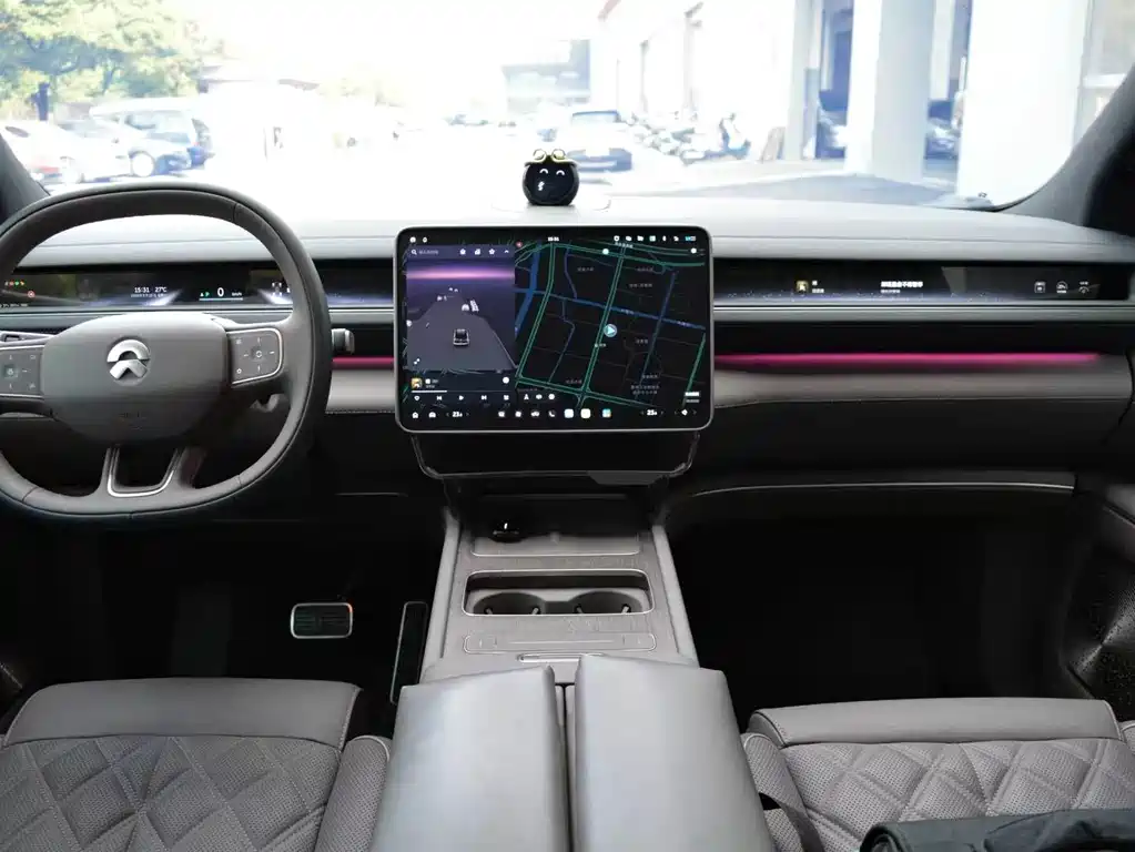 NIO ES8 — миниатюра 11