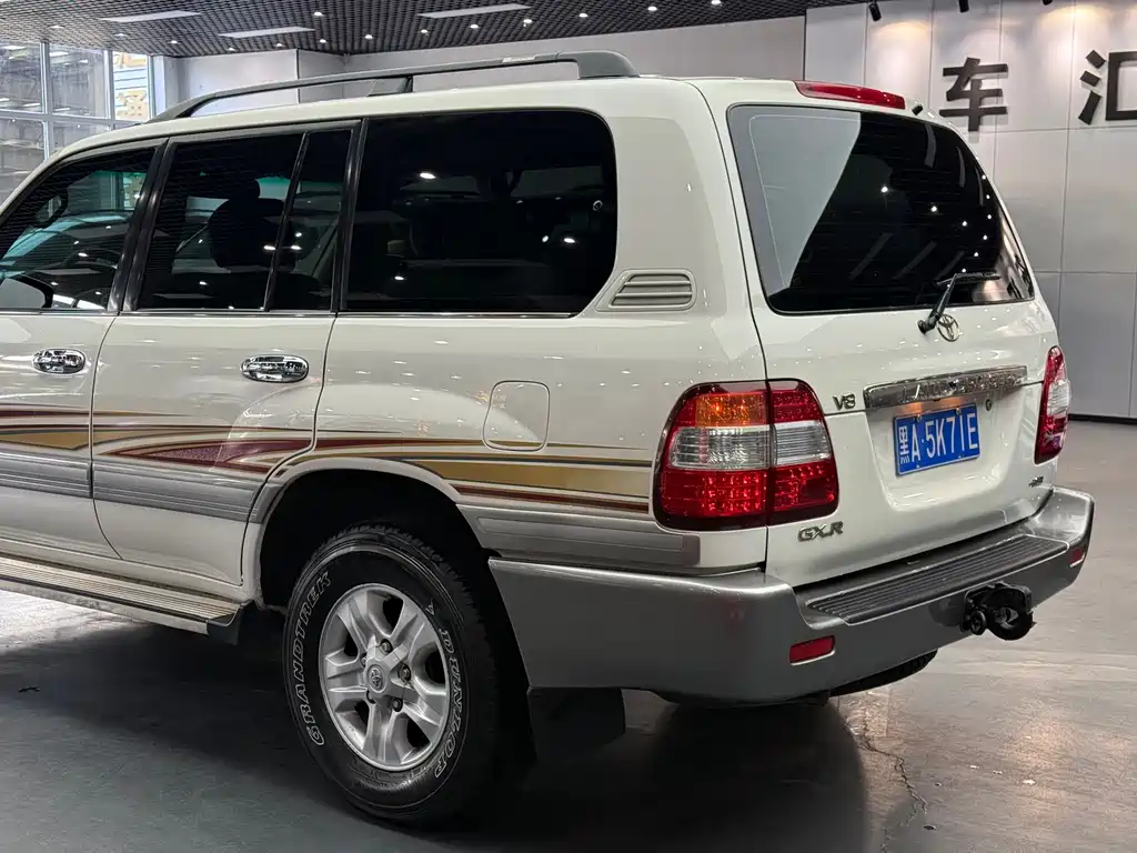 Toyota Land Cruiser — миниатюра 6