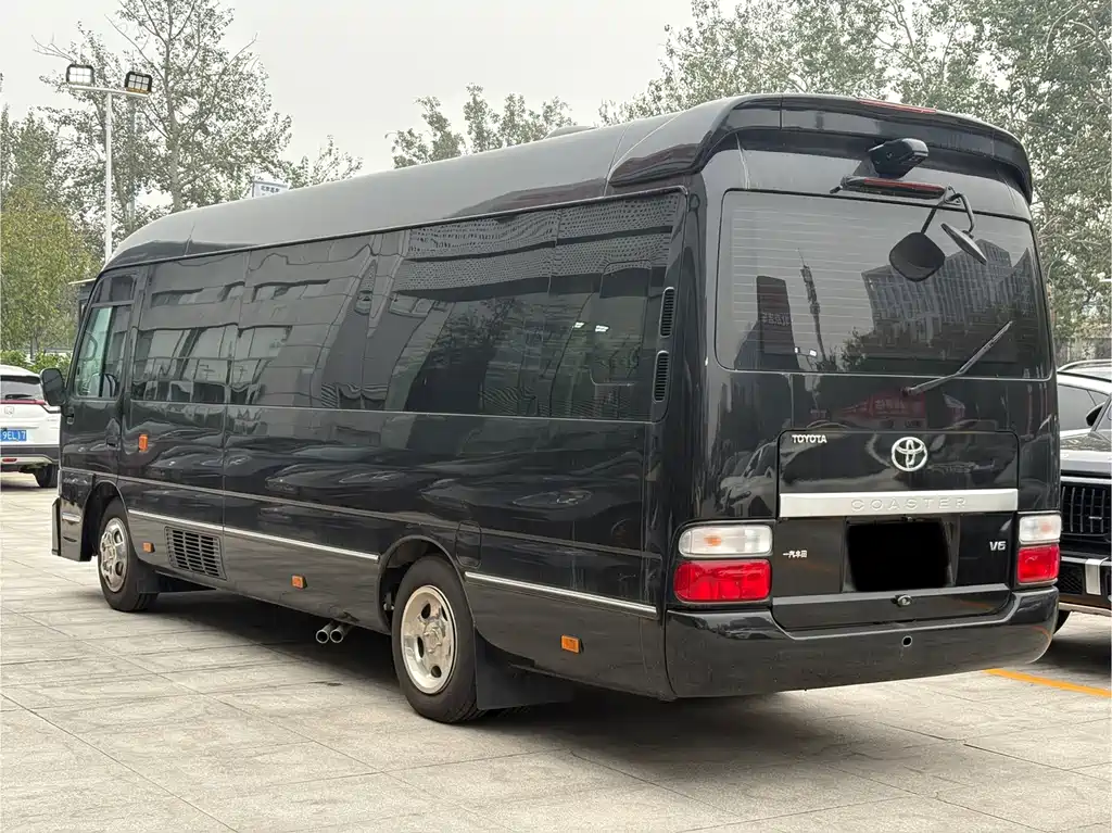 Toyota Coaster 2024 4.0L MT