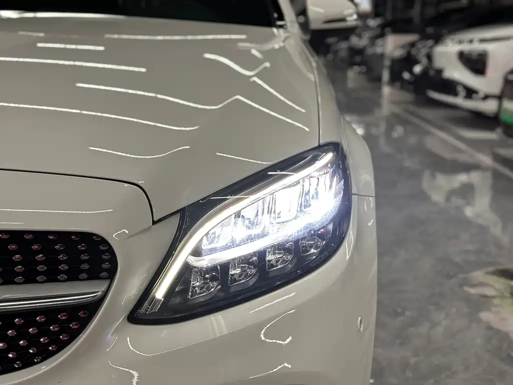 Mercedes-Benz C-Class (Import) — миниатюра 5