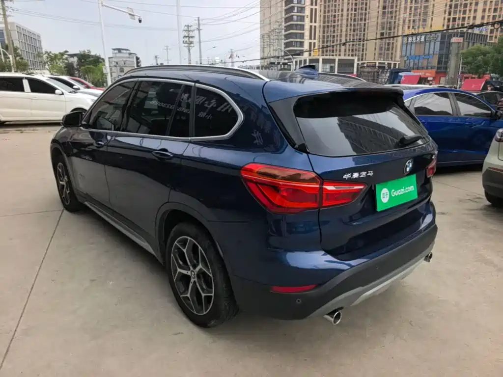 BMW X1 — миниатюра 5