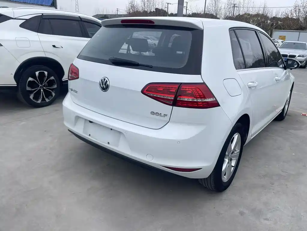 Volkswagen Golf — миниатюра 10