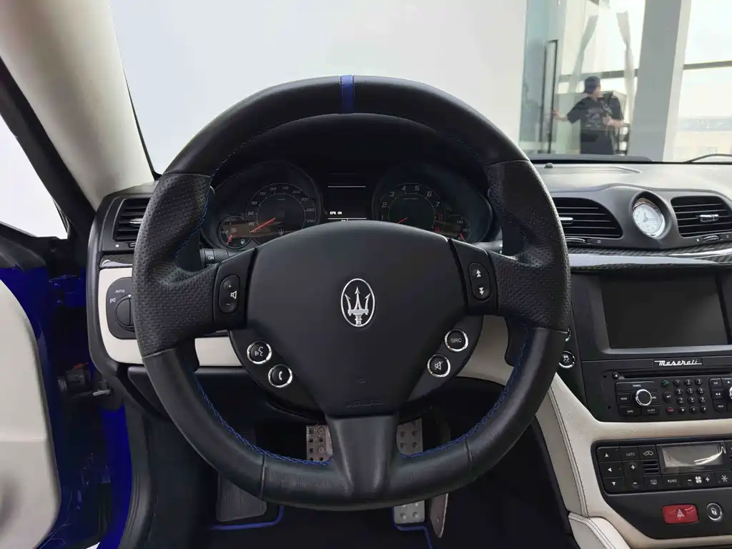 Maserati GranTurismo — миниатюра 18