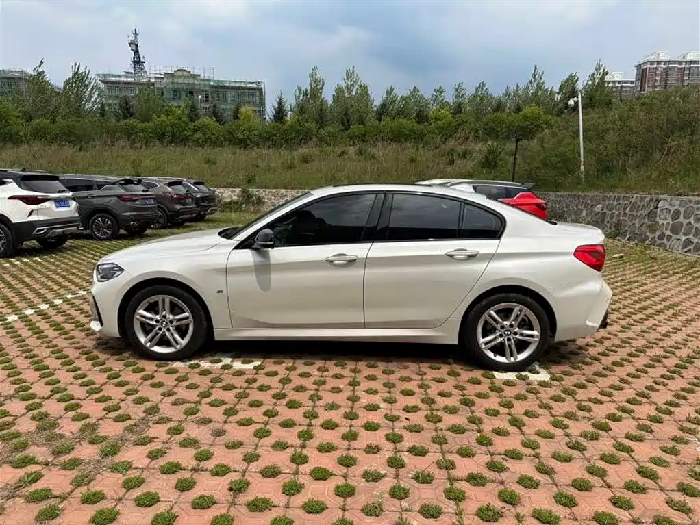 BMW 1 Series 1 2022 120i M Sport