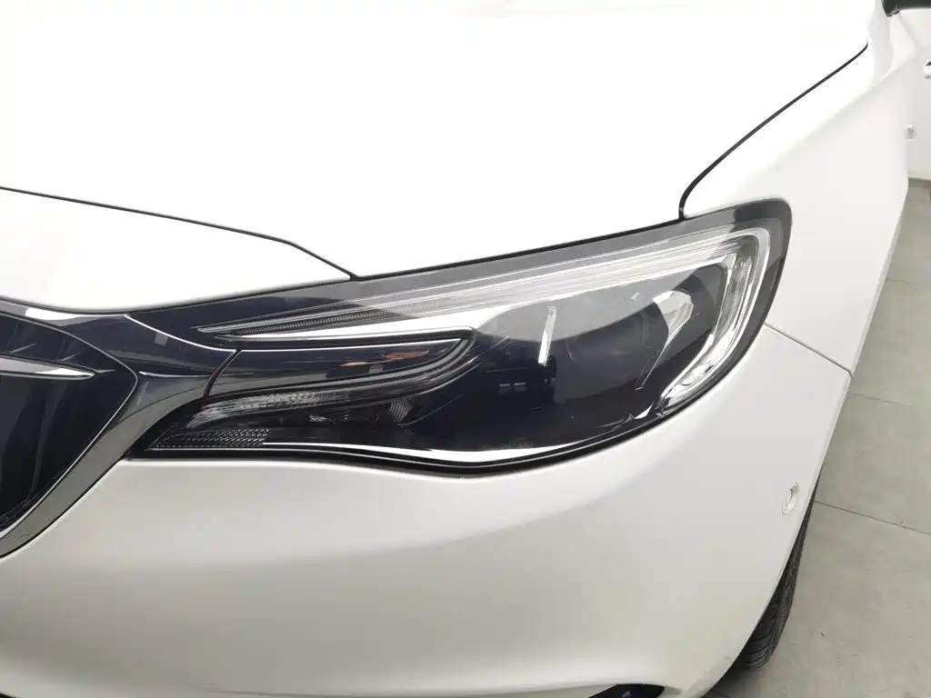 Buick Excelle — миниатюра 7