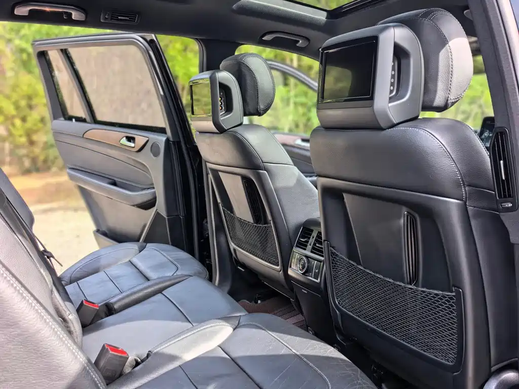 Mercedes-Benz GLS — миниатюра 9