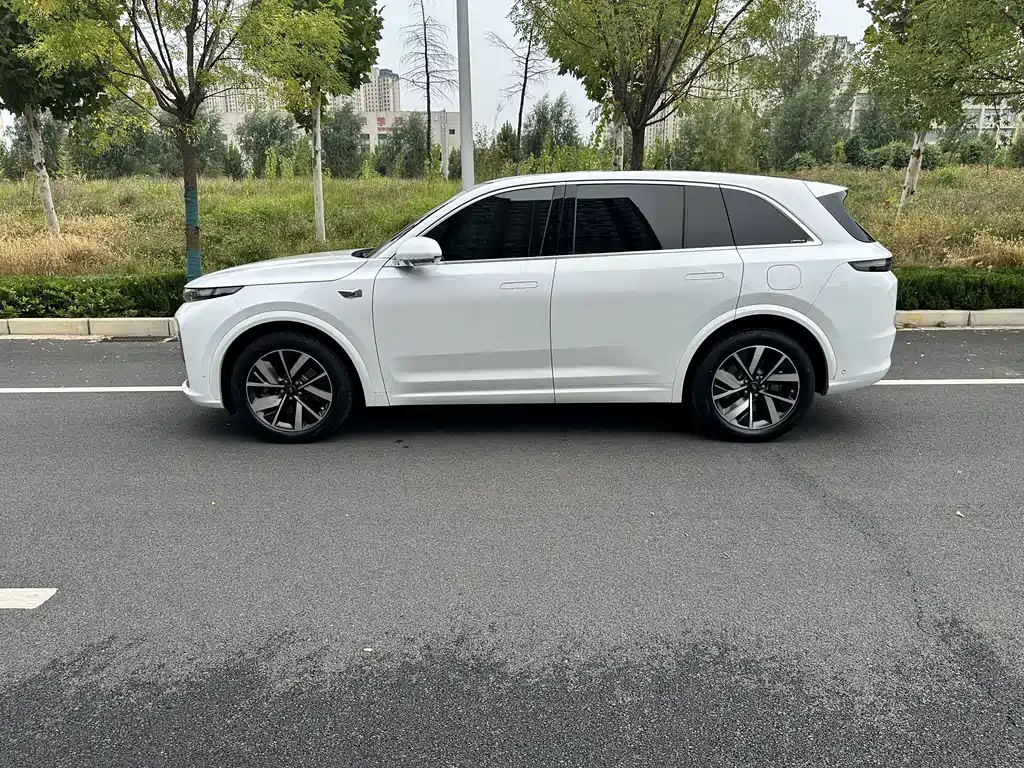 Li Auto Li L7 — миниатюра 27