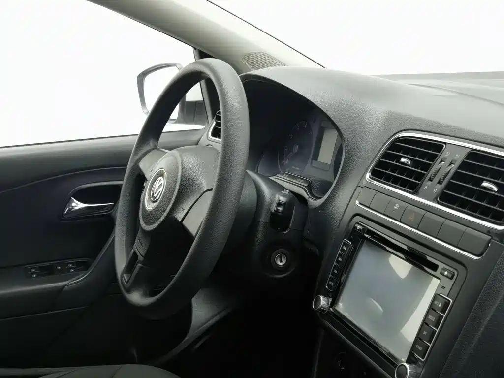 Volkswagen Polo — миниатюра 22