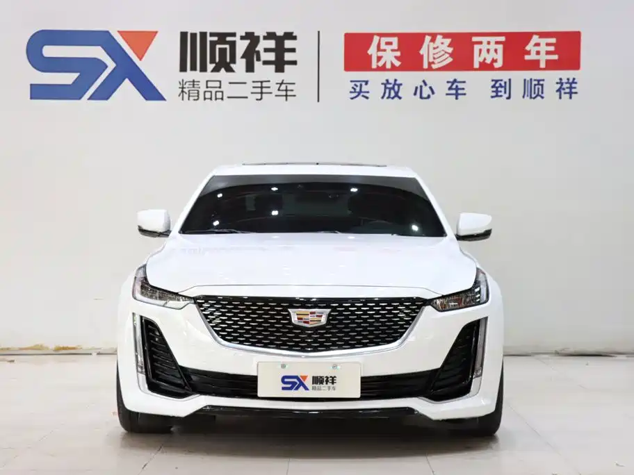 Cadillac CT5 — миниатюра 2