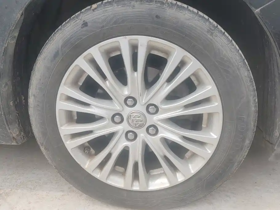 Buick Excelle — миниатюра 6