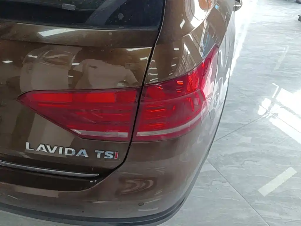 Volkswagen Cross Lavida — миниатюра 8