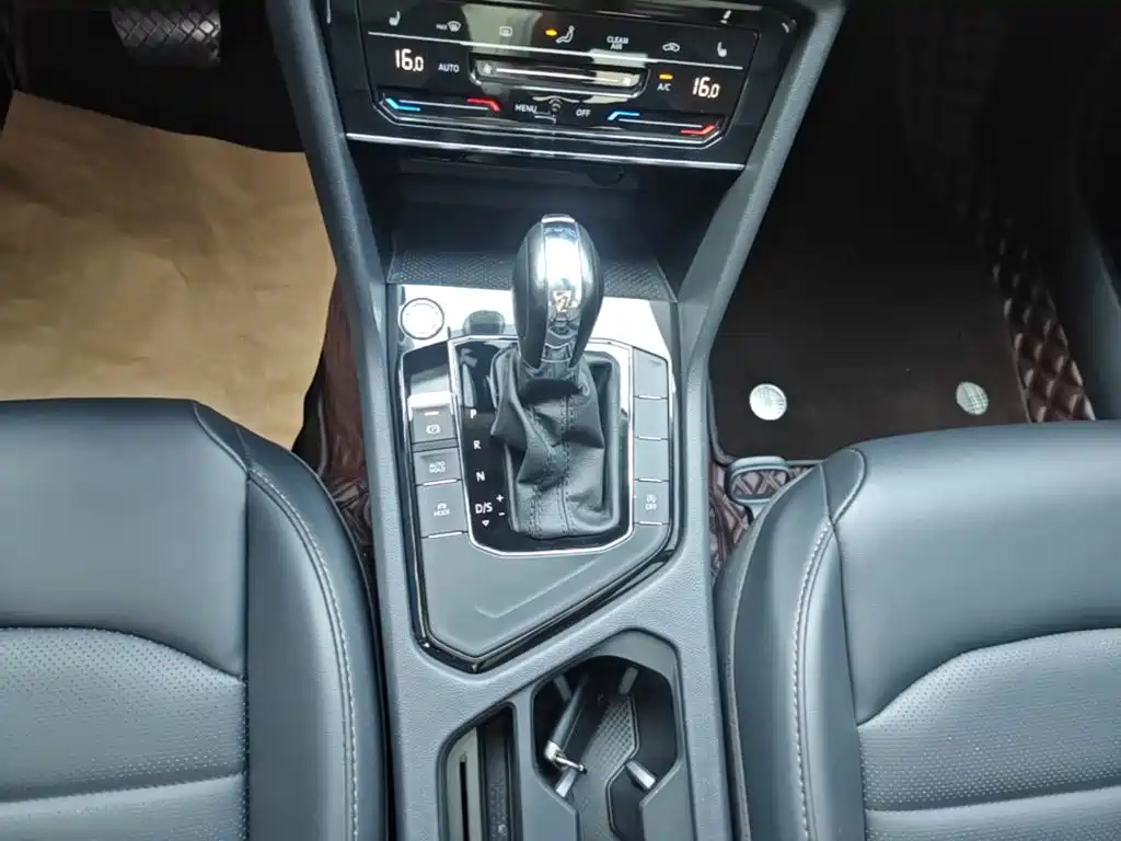 Volkswagen Tharu — миниатюра 14