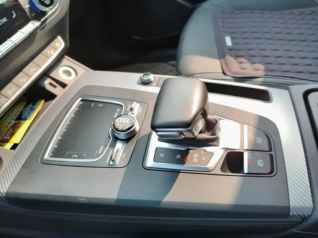 Audi Q5L — миниатюра 13