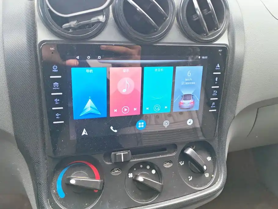 Wuling Hongguang — миниатюра 13