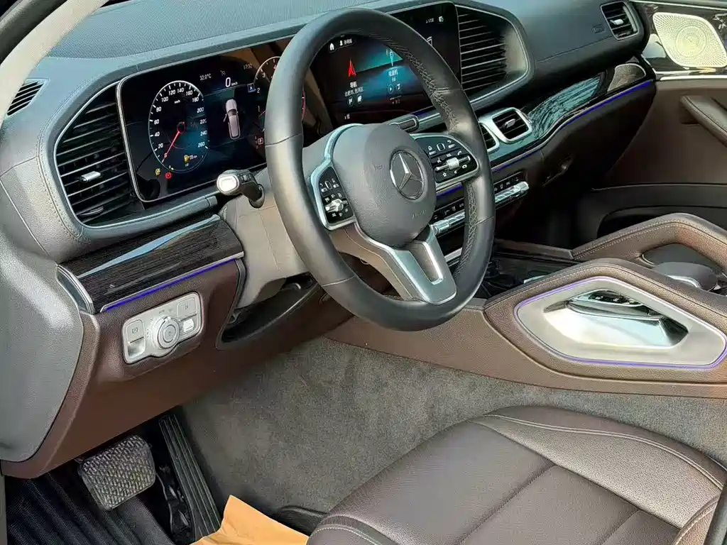 Mercedes-Benz GLE (Import) — миниатюра 3