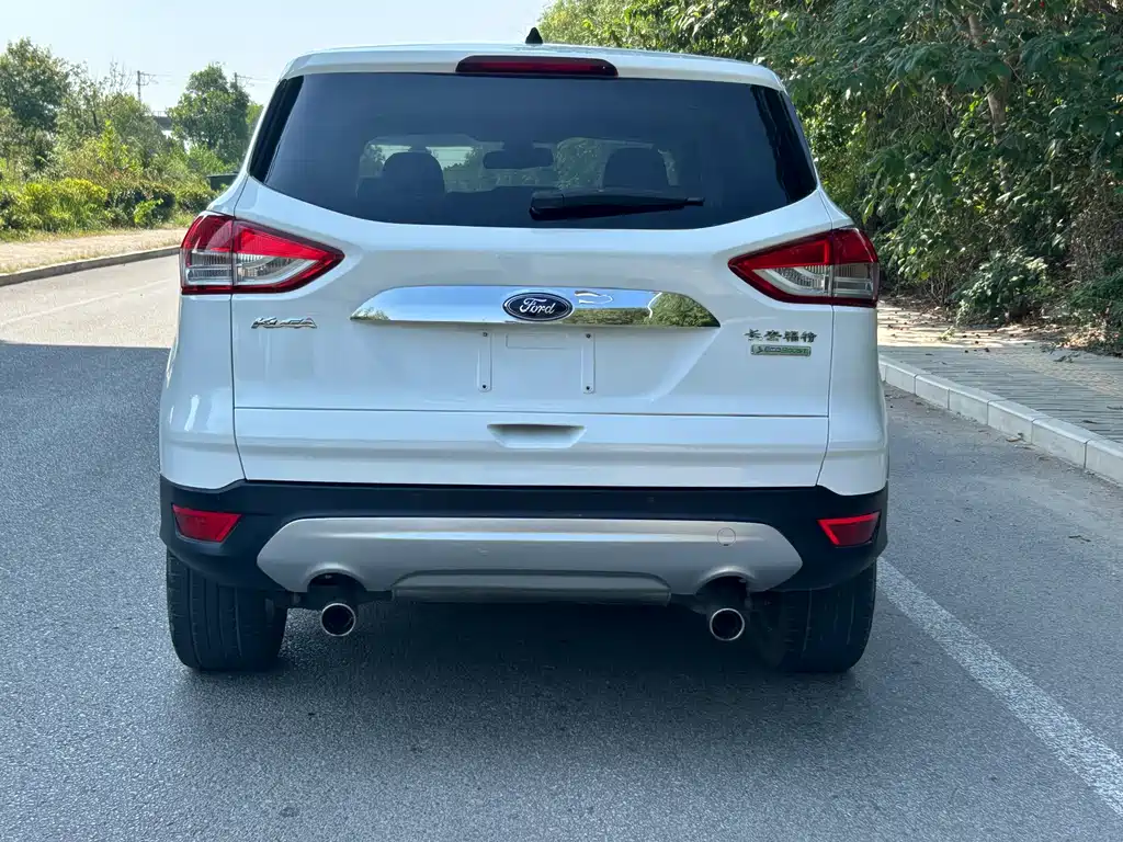 Ford Kuga — миниатюра 5