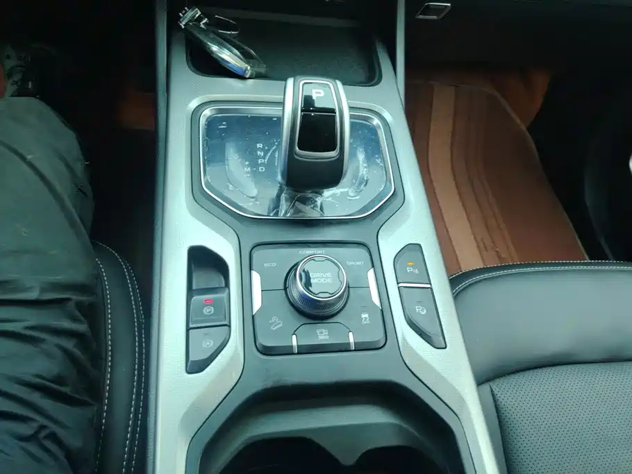 Geely Haoyue — миниатюра 16