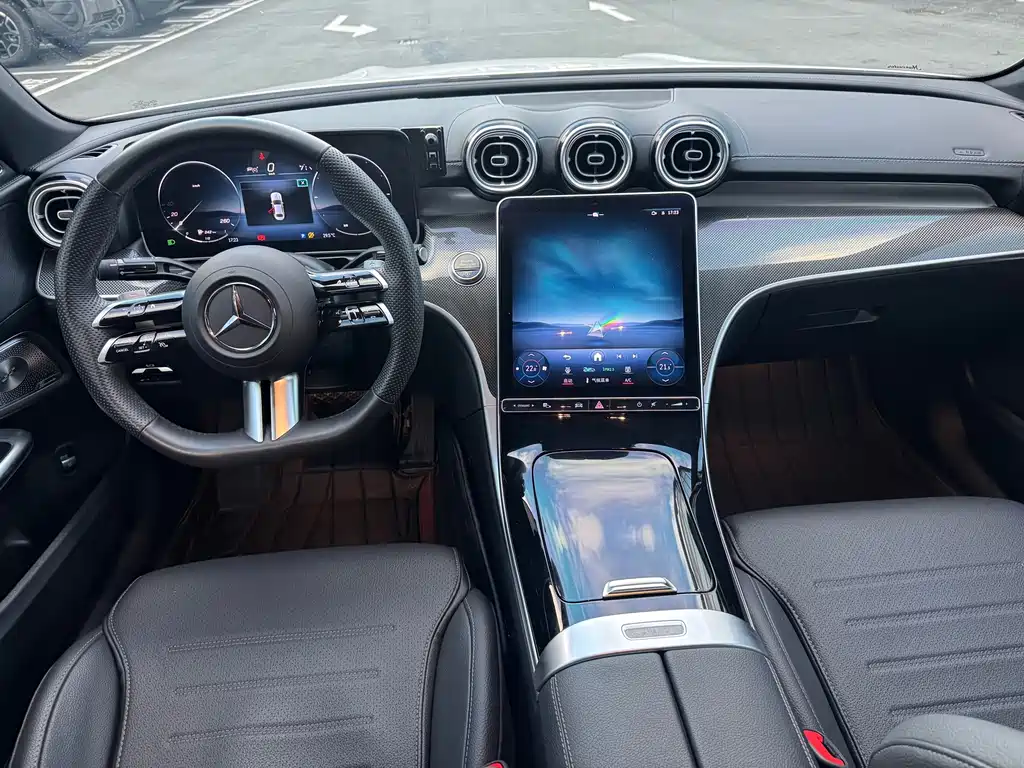 Mercedes-Benz C-Class — миниатюра 12