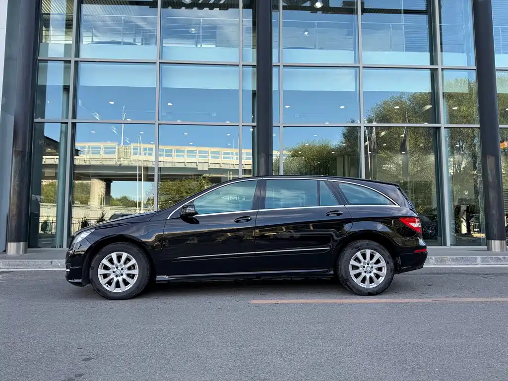 Mercedes-Benz R-Class — миниатюра 7