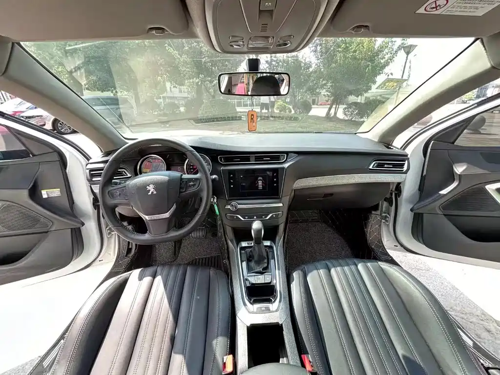 Peugeot 408 2020 360THP
